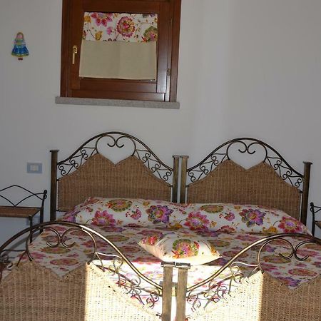 Residenza Il Melograno Budoni Exterior foto