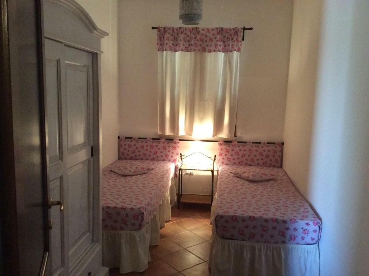 Residenza Il Melograno Budoni Exterior foto